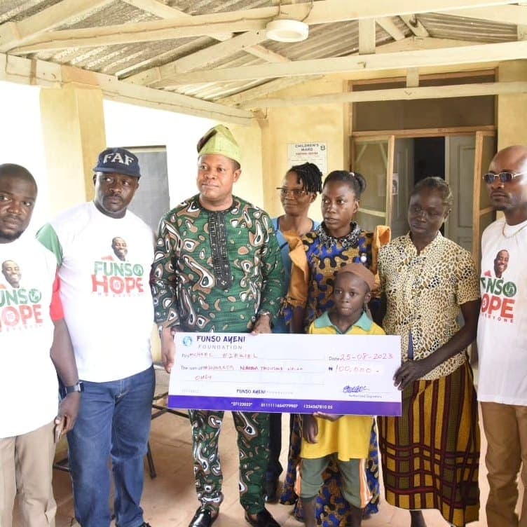 Direct outreach programme by the Funso Ayeni Foundation to offset hospital bills, Federal Medical Center, Ido, 2022.